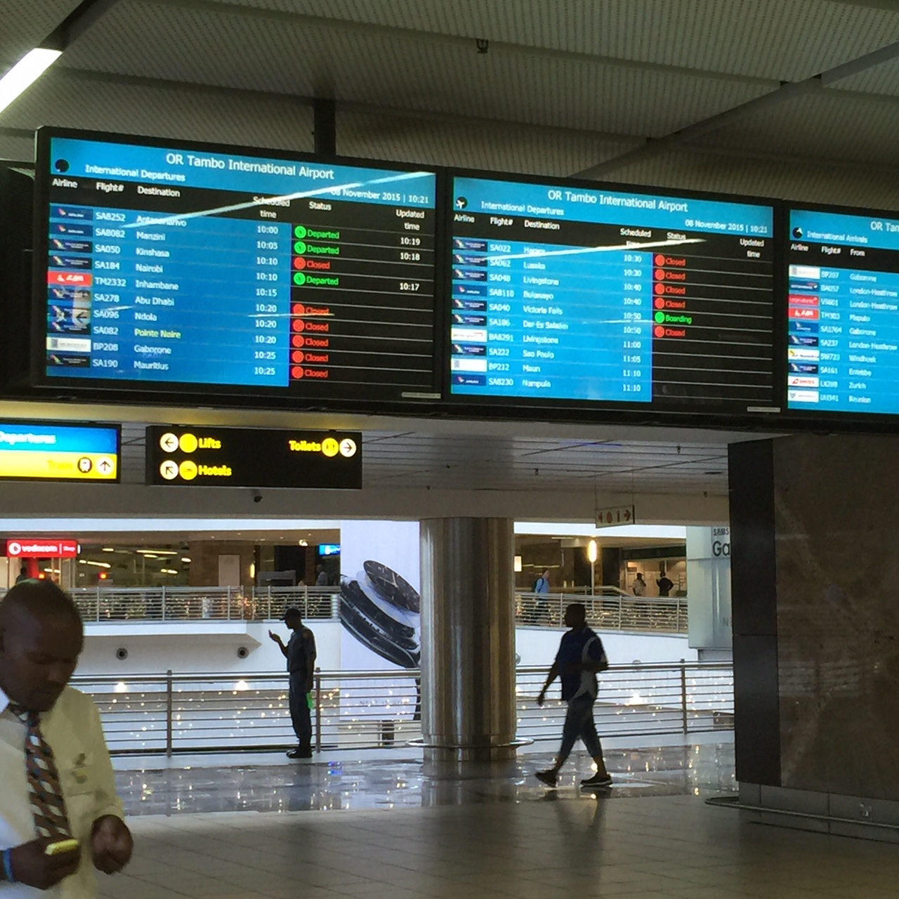 Woman arrested at OR Tambo International in possession of cocaine valued at R1,6 million