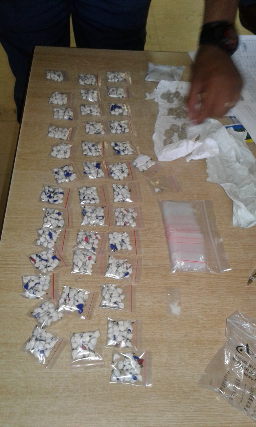 Drug arrests made at Parkers Walk, Parkwood